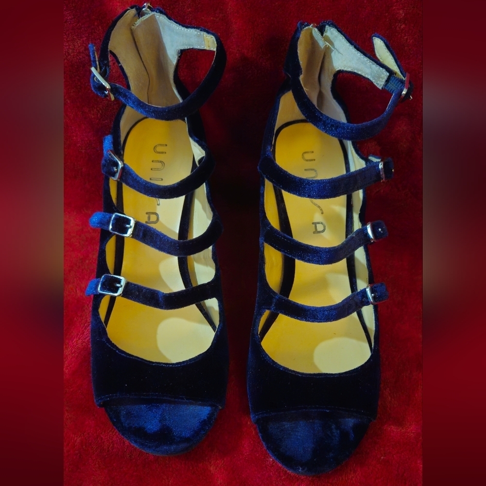 Unisa Navy Blue Velvet Strappy with Buckles Women Shoes - Size 10